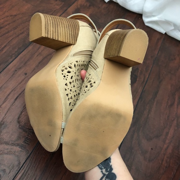 BKE Sole peep toe eyelet cut out heeled booties. Beautiful but too big. - Picture 6 of 8